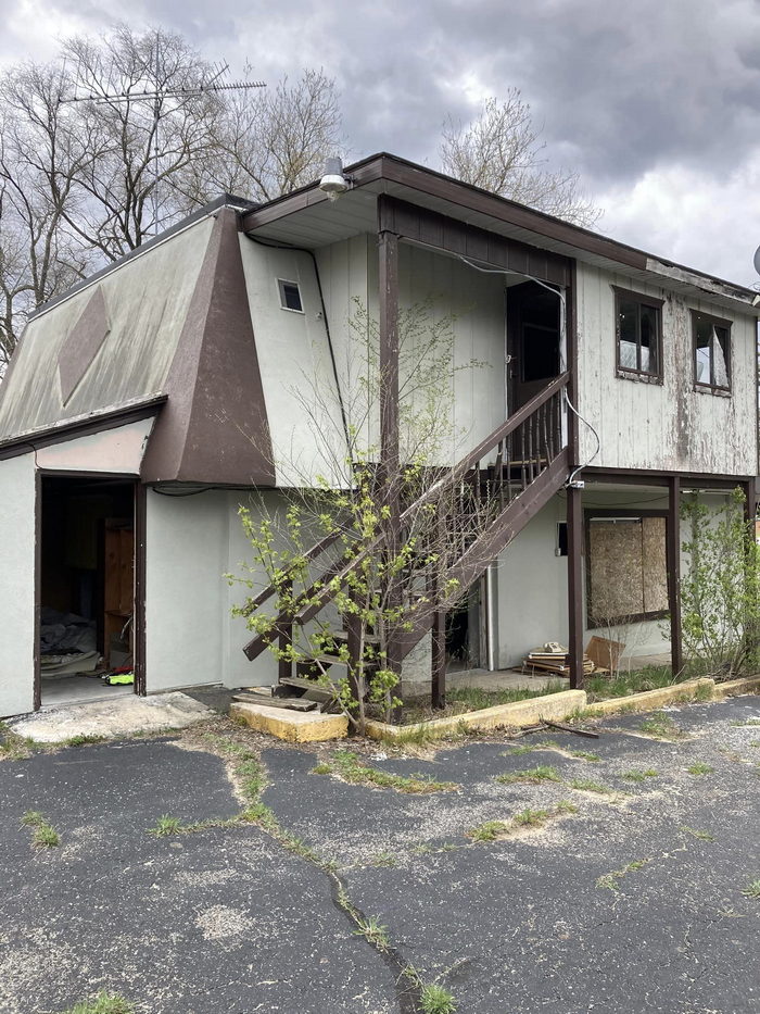 Hospitality House Motel (Marshall Motel) - 2022 Photo From John Harrow (newer photo)